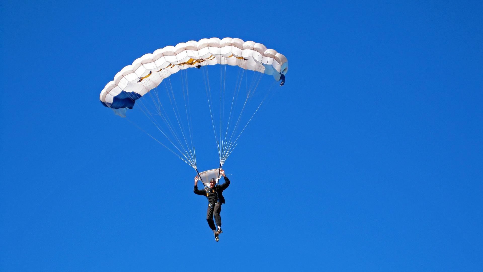 _未来运动科技展：创新引领体育新时代_，未来体育发展